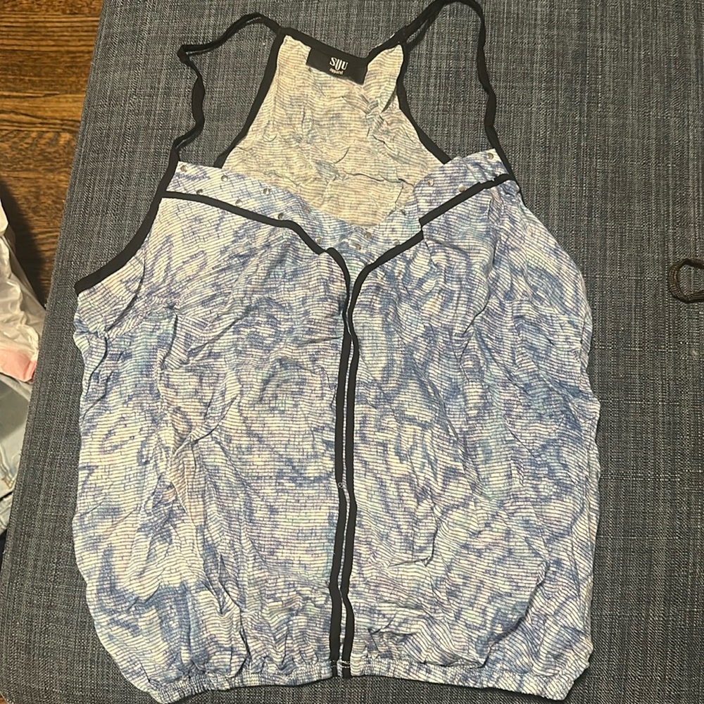 Blue tie dye shirt with an elastic waist band